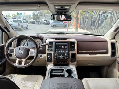 Used 2018 RAM 2500 Longhorn w/ Longhorn Southfork Package AWD/4WD image 14