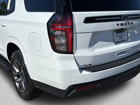 Used 2023 Chevrolet Tahoe Z71 w/ Luxury Package AWD/4WD image 39