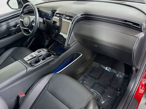 Certified 2024 Hyundai Tucson Limited FWD image 33