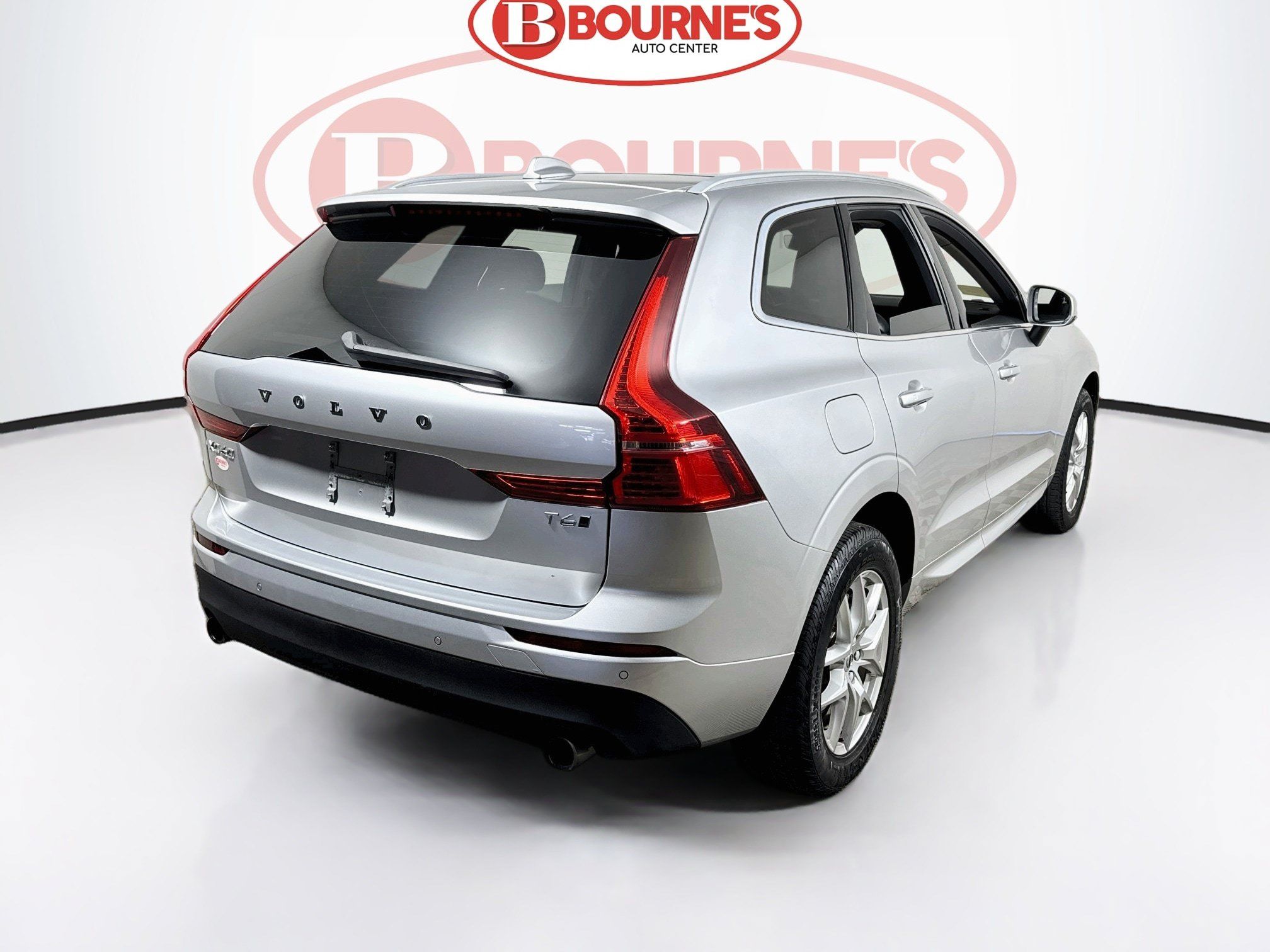 Used 2021 Volvo XC60 T6 Momentum AWD/4WD image 11