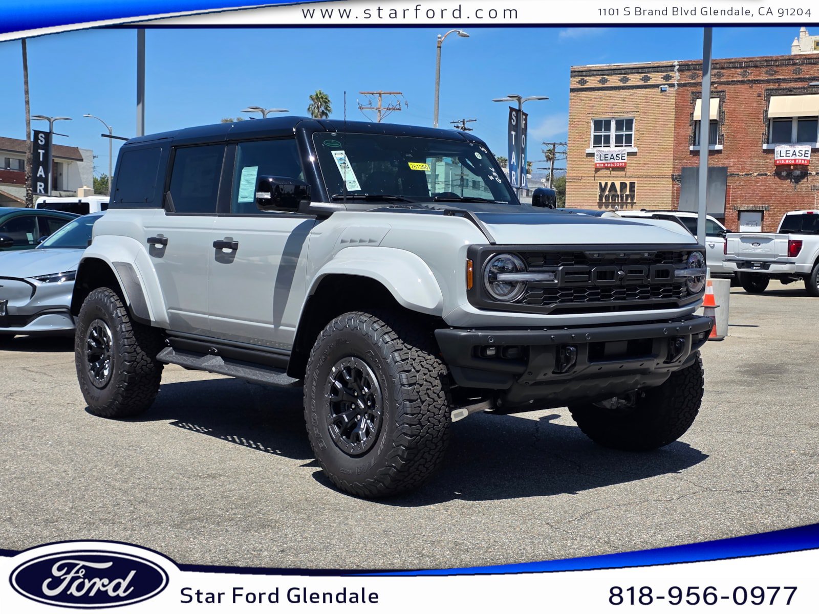 New 2026 Ford Bronco Raptor AWD/4WD image 1