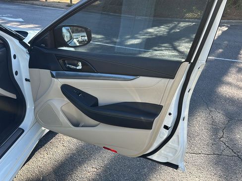 Used 2020 Nissan Maxima 3.5 SL w/ Floor Mat Group image 12