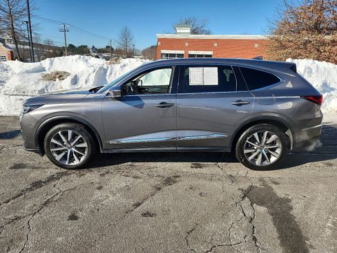 Certified 2025 Acura MDX w/Technology Package image 8
