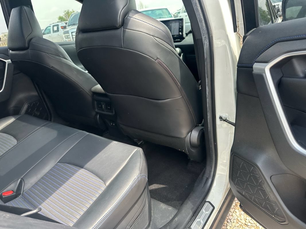 Used 2020 Toyota RAV4 XSE AWD/4WD image 23