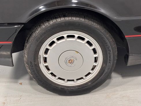 Used 1992 Cadillac Allante image 26