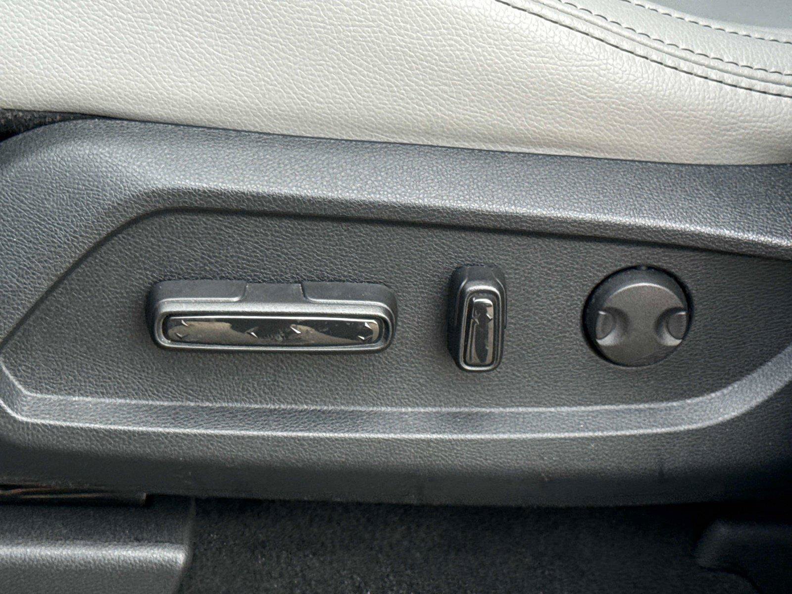 Certified 2024 Honda Pilot Touring image 22