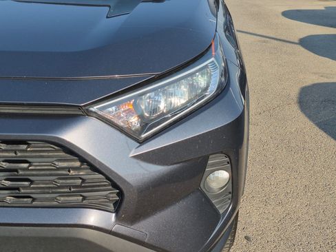 Used 2019 Toyota RAV4 XLE Premium w/ Cold Weather Package AWD/4WD image 10