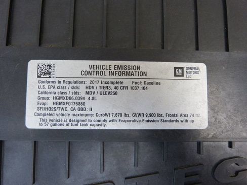 Used 2017 Chevrolet Express 3500 RWD image 45