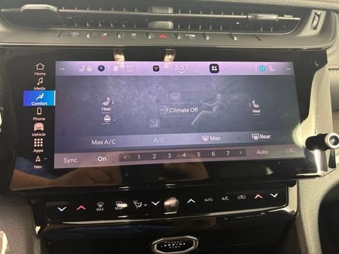 New 2026 Jeep Grand Cherokee Altitude AWD/4WD image 24
