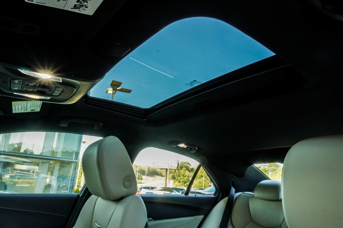 Used 2021 Cadillac CT4 Premium Luxury RWD image 36