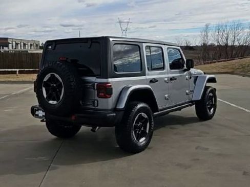 Used 2018 Jeep Wrangler Unlimited Rubicon w/ Dual Top Group AWD/4WD image 8