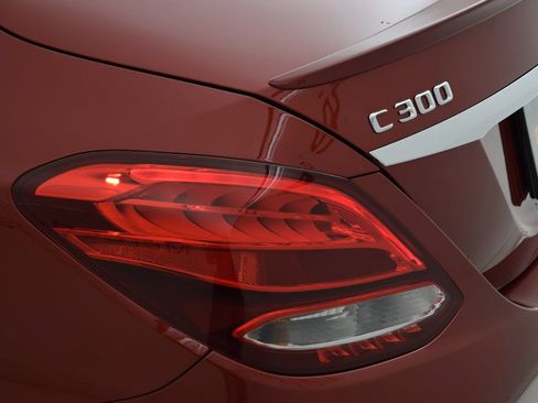 Used 2016 Mercedes-Benz C 300 Sedan w/ Surround View Package image 12