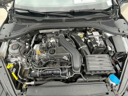 Used 2024 Volkswagen Jetta SE FWD image 27