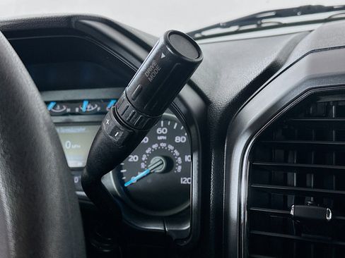 Used 2020 Ford F150 XLT w/ Trailer Tow Package image 16