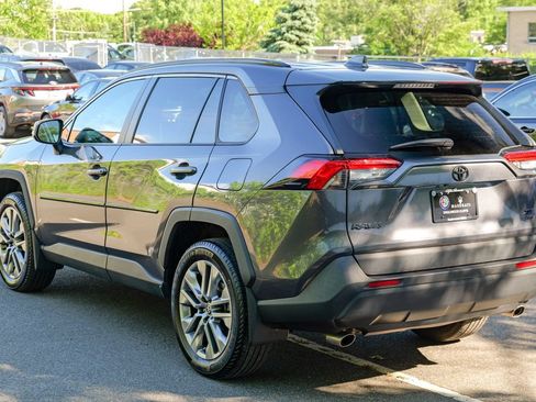 Used 2023 Toyota RAV4 XLE Premium AWD/4WD image 5