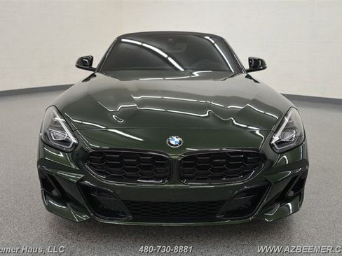 Used 2025 BMW Z4 M40i w/ Edition image 5