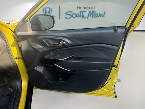 Used 2024 Chevrolet Trax RS w/ Driver Confidence Package image 32