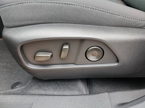 New 2026 GMC Terrain AT4 w/ Convenience Package III image 17