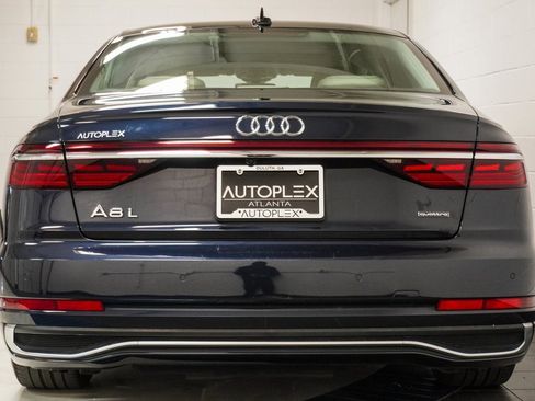 Used 2022 Audi A8 L 3.0T w/ Luxury Package image 13