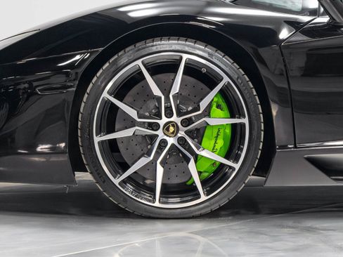 Used 2015 Lamborghini Aventador LP 700-4 AWD/4WD image 33