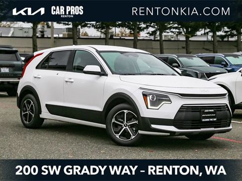 Certified 2025 Kia Niro LX image 1