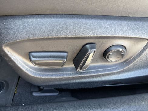 Certified 2023 Toyota Prius Prime image 17