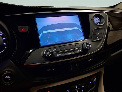 Used 2020 Buick Envision Preferred image 20