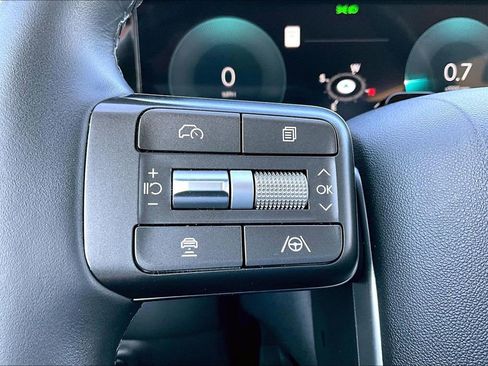 Used 2026 Hyundai Palisade SEL FWD image 16