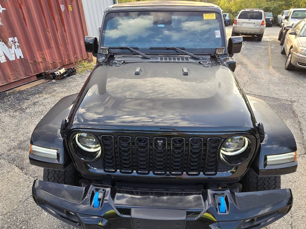 Used 2024 Jeep Wrangler High Altitude AWD/4WD image 14