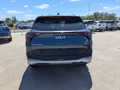 New 2026 Kia Sportage EX AWD/4WD image 7