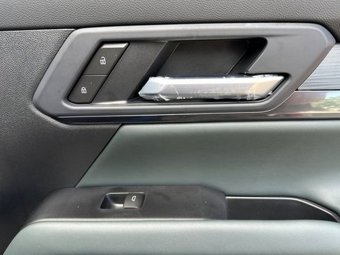 New 2026 GMC Terrain AT4 w/ Convenience Package III image 19