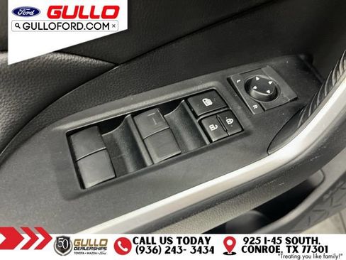 Used 2021 Toyota RAV4 XLE FWD image 20