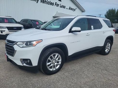 Used 2018 Chevrolet Traverse LT w/ LPO, 'HIT The Road' Package AWD/4WD image 18