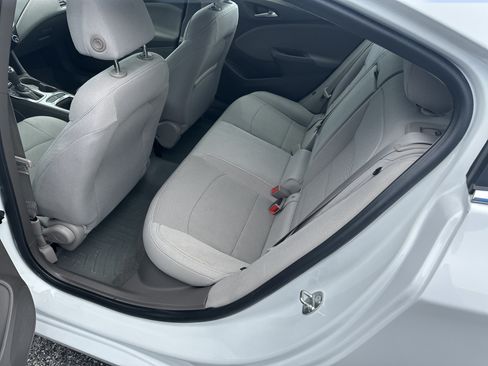 Certified 2018 Chevrolet Cruze LT FWD image 8