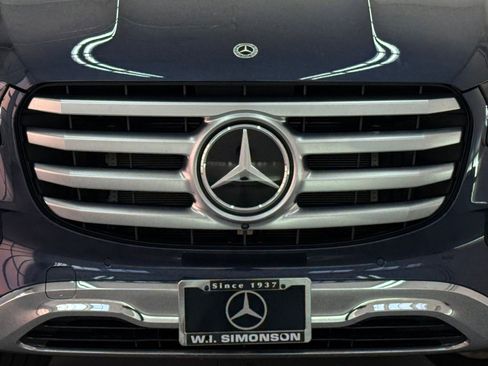 Used 2024 Mercedes-Benz GLS 450 4MATIC image 20