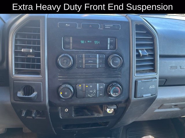 Used 2017 Ford F550 4x4 Regular Cab Super Duty image 14