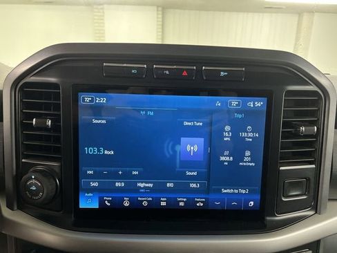 Used 2022 Ford F150 XLT w/ Equipment Group 302A High image 13