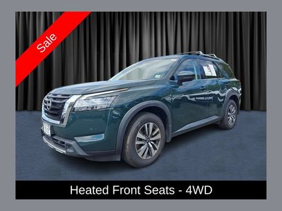 Used 2023 Nissan Pathfinder SL