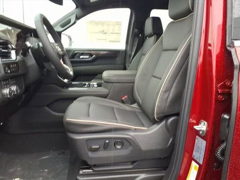 New 2026 GMC Yukon Elevation image 6