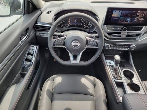 New 2026 Nissan Altima 2.5 SR w/ SR Premium Package FWD image 27
