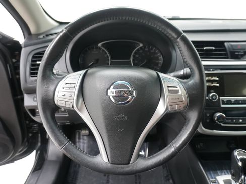 Used 2016 Nissan Altima 2.5 SL FWD image 17