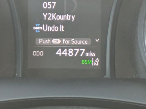 Used 2022 Toyota Camry TRD w/ TRD Package w/JBL Audio image 28