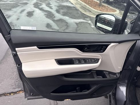 Certified 2026 Honda Odyssey Elite image 11