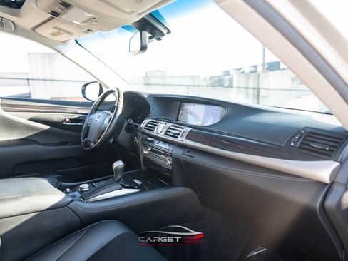 Used 2014 Lexus LS 460 AWD image 15