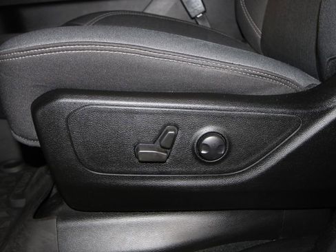 Used 2022 RAM 1500 Big Horn image 7