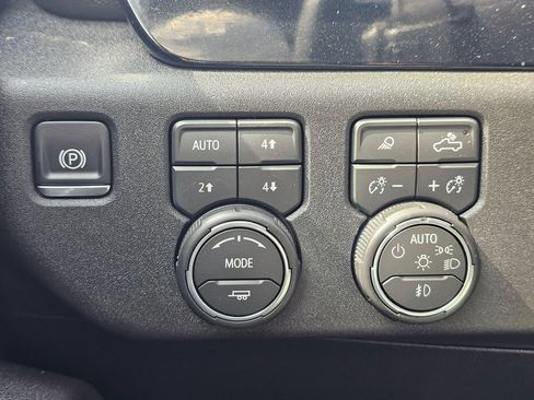 Used 2026 Chevrolet Silverado 1500 High Country w/ Max Trailering Package AWD/4WD image 33
