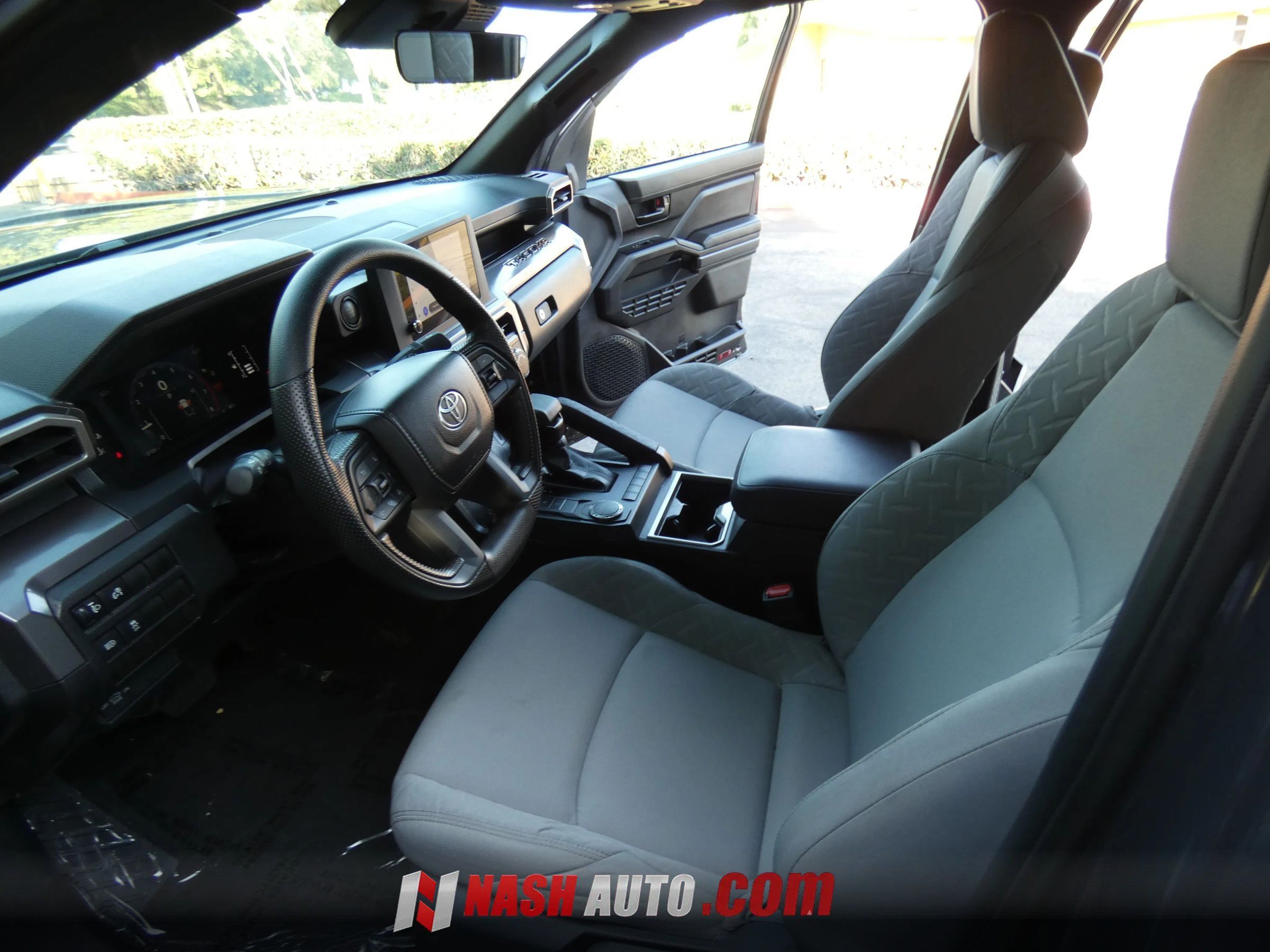 Used 2026 Toyota Tacoma SR5 RWD image 45