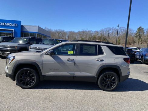 New 2026 GMC Terrain Elevation w/ Black Edition AWD/4WD image 2