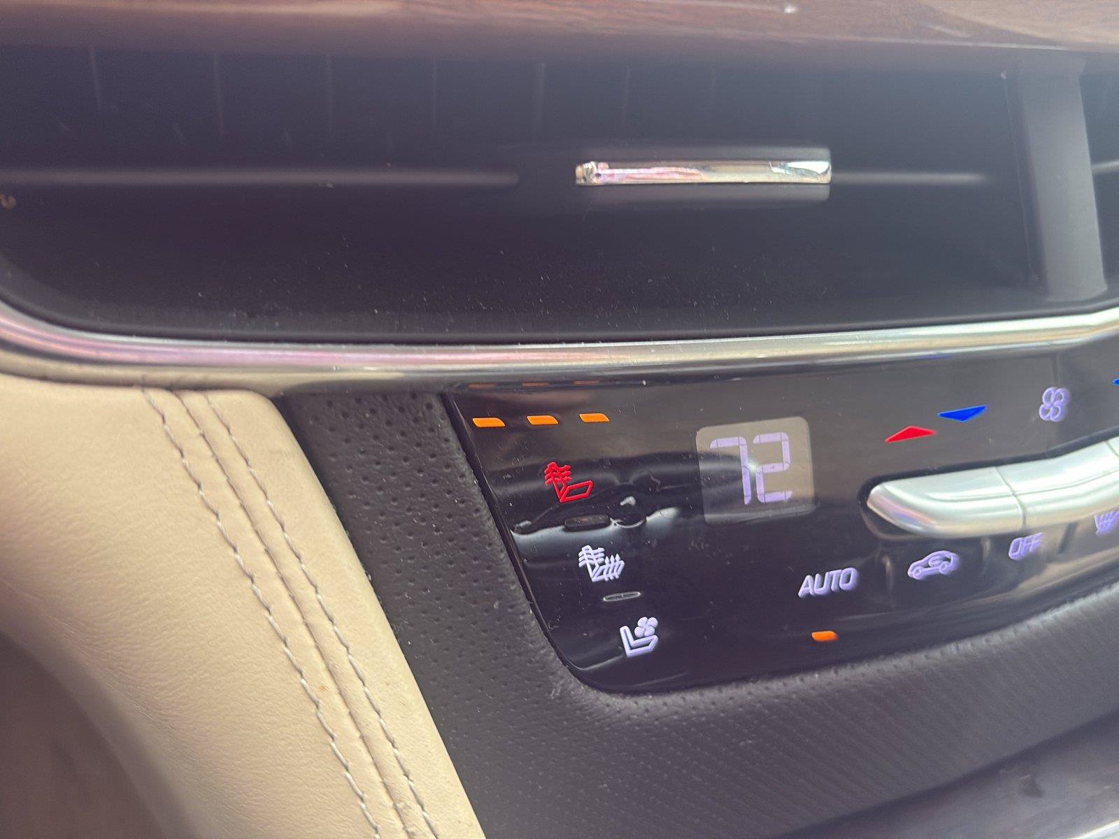 Used 2018 Cadillac CT6 Platinum AWD/4WD image 18
