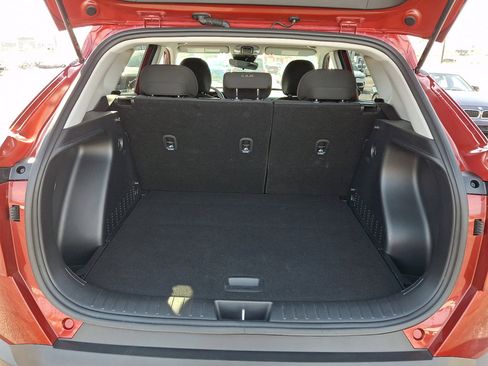 Used 2025 Hyundai Kona SEL image 17